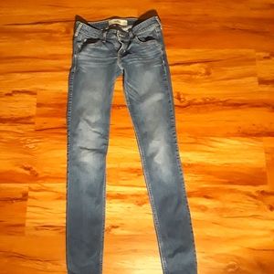 Hollister jeans